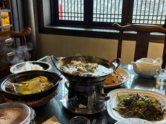 -缘来聚·徽菜名店(黄山宏村店)