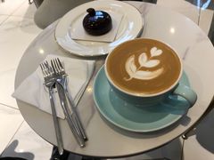 -Fridi Patisserie Cafe