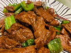 蚝油牛肉-梅龙镇酒家(南京西路总店)
