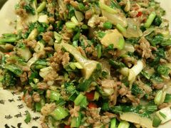 酸笋炒牛肉-多哥水傣味餐厅(司马巷店)