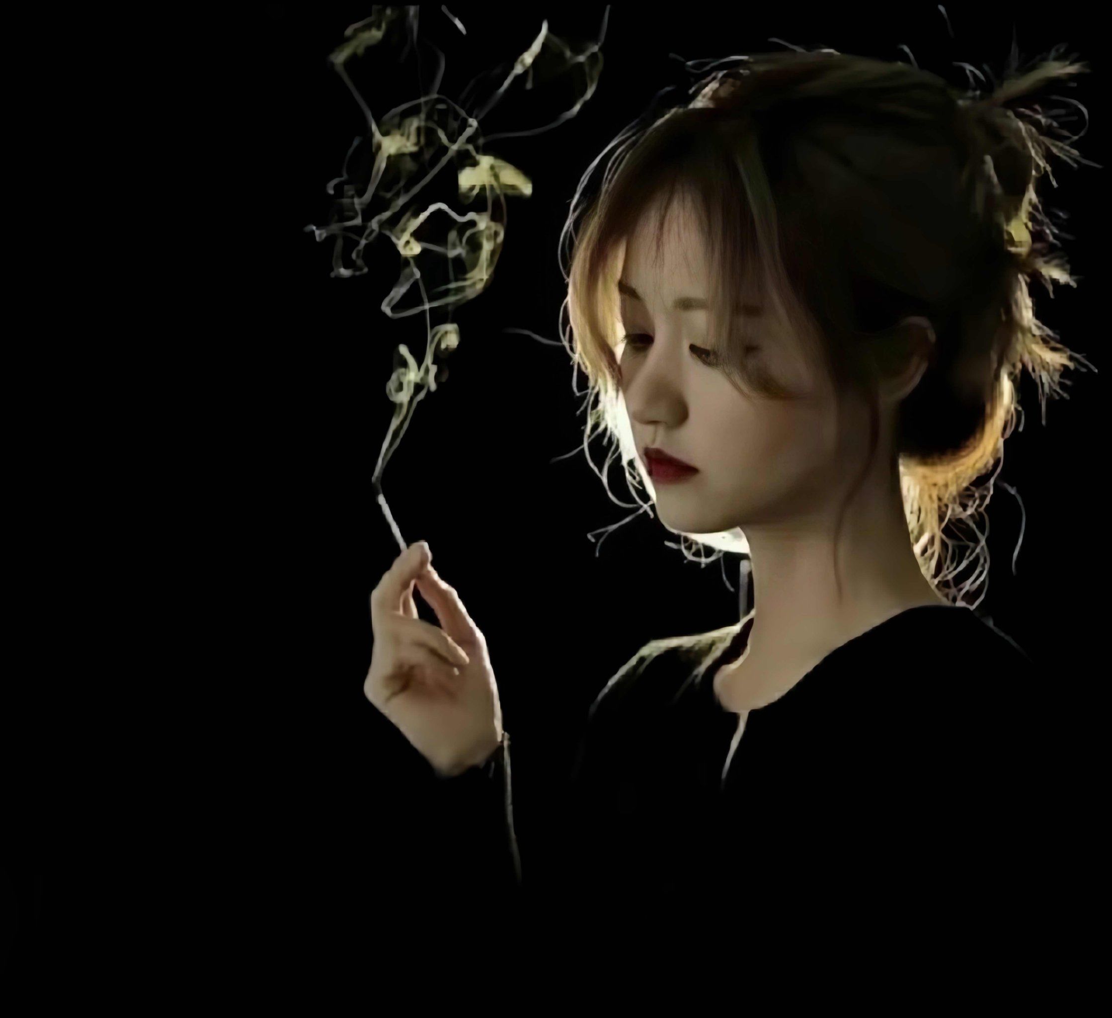 吸一口烟,吐出烦恼