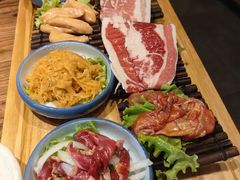 -明洞阿姨·韩式酱蟹烤肉·创意料理(三元桥店)