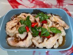 泰式酸辣柠檬鸡爪-千岛蚝高压锅生蚝·人参火锅(白云万达店)