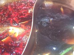 -沸炉重庆老火锅(军事博物馆店)