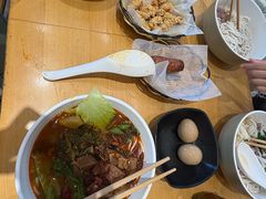 -三千粉牛肉米粉(来客茂店)