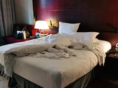 -广州天河希尔顿酒店