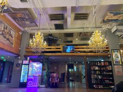 -明日世界密室轰趴·剧本桌游·箭馆团建(国贸店)