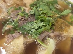 -清真·白家牛肉罩火烧老店(育才街店)