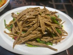 黑腐竹拌翠柳-李记搅团•非遗陕菜(三桥店)