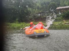 -雅鲁激流探险漂流