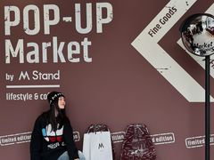 -M Stand(成都COSMO店)