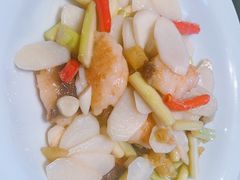 羊肚菌釀虾滑炒芦笋-火婆子·川小馆(扬韬科技广场店)