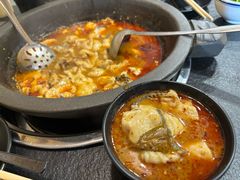 -灶知轩湘西石锅鱼(万佳广场店)
