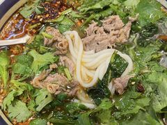 -云阿蛮云南生烫牛肉米线(奉贤路店)