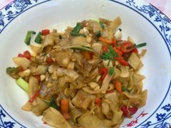 酸萝卜蛋皮-三只鸟本地特色菜馆(上饶总店)