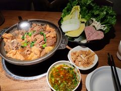 -牛小灶牛杂煲(北京路店)