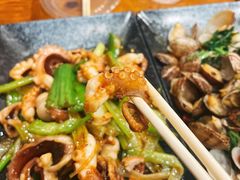 -老东镇啤酒屋海鲜加工·蒸汽海鲜·海鲜烧烤(台东店)