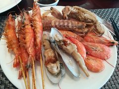 -荣誉国际酒店-云顶旋转餐厅