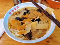 -龙华寺