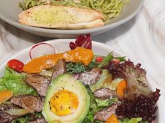 牛油果焗蛋牛肉沙拉-皇家甜心(昌南店)
