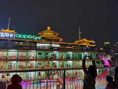 -黄浦江游览十六铺3号码头网红自助餐