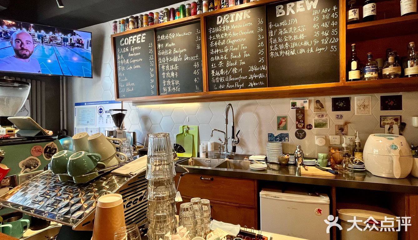 来过n次的咖啡店，自从搬家到这边，都来这里喝美式