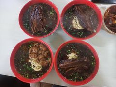 -小龙大肉面馆