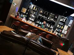 -TiKi餐厅酒吧