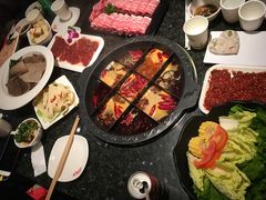 -井格重庆火锅(临平银泰城店)