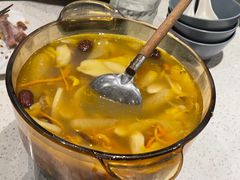 武定母鸡炖菌汤-半山腰·云南菜(侨福芳草地店)