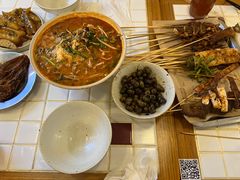 -粉八·云南米线·建水烧烤(常熟路店)