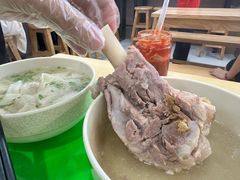-周震馄饨