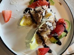 油封鸭肉配玉兰菜-YUE·6·西式融合餐厅(外滩六号店)