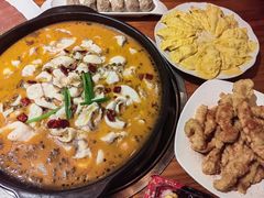 -黑鱼郭我家酸菜鱼(摩尔广场店)