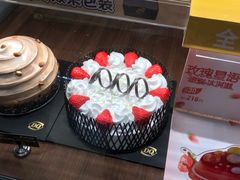 -DQ·蛋糕·冰淇淋(龙湖狮山天街店)