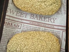 -西湖书堤(平湖八佰伴店)