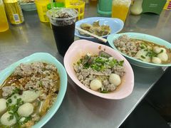 -榮泰米粉湯(Left Shop)