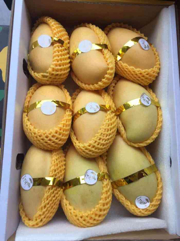 鲜丰水果(万达店)-"店铺应该是新开的,门面不算大,店铺里面也.