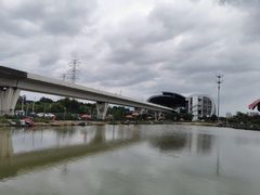 -低涌(地铁站)