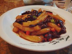 -尚味小厨·瓦罐煨汤