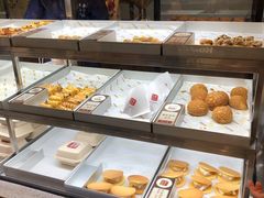 面包甜点陈列柜-君之狮子山·轻糖烘焙(松江印象城店)