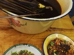 -拈签一笑黄牛肉辣卤串串