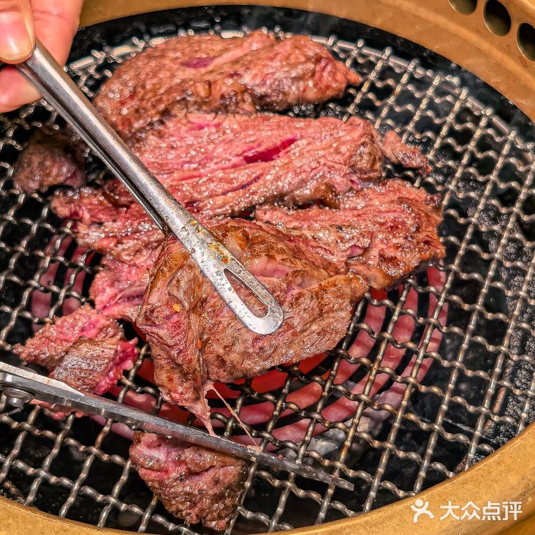 就在万象城🎄有Kitty猫的圣诞烧肉来啦!