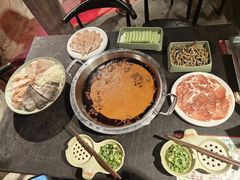 -巴倒烫陆派火锅山庄(南山总店)