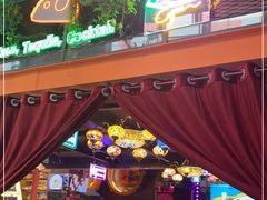 -Famous肥猫墨西哥音乐餐吧(五棵松华熙LIVE店)