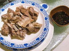 大块手扒肉-巴音浩日娲·蒙餐(双林东路店)