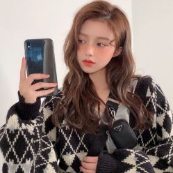 -变画·发型STUDIO