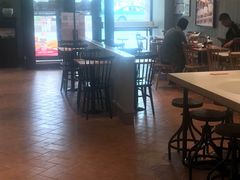 大堂-肯德基(格尔木世邦店)