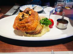 自酿啤酒脆皮烤猪肘-Ambra Haus琥珀屋精酿餐厅(宝山店)