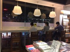 -新华书店(解放路店)